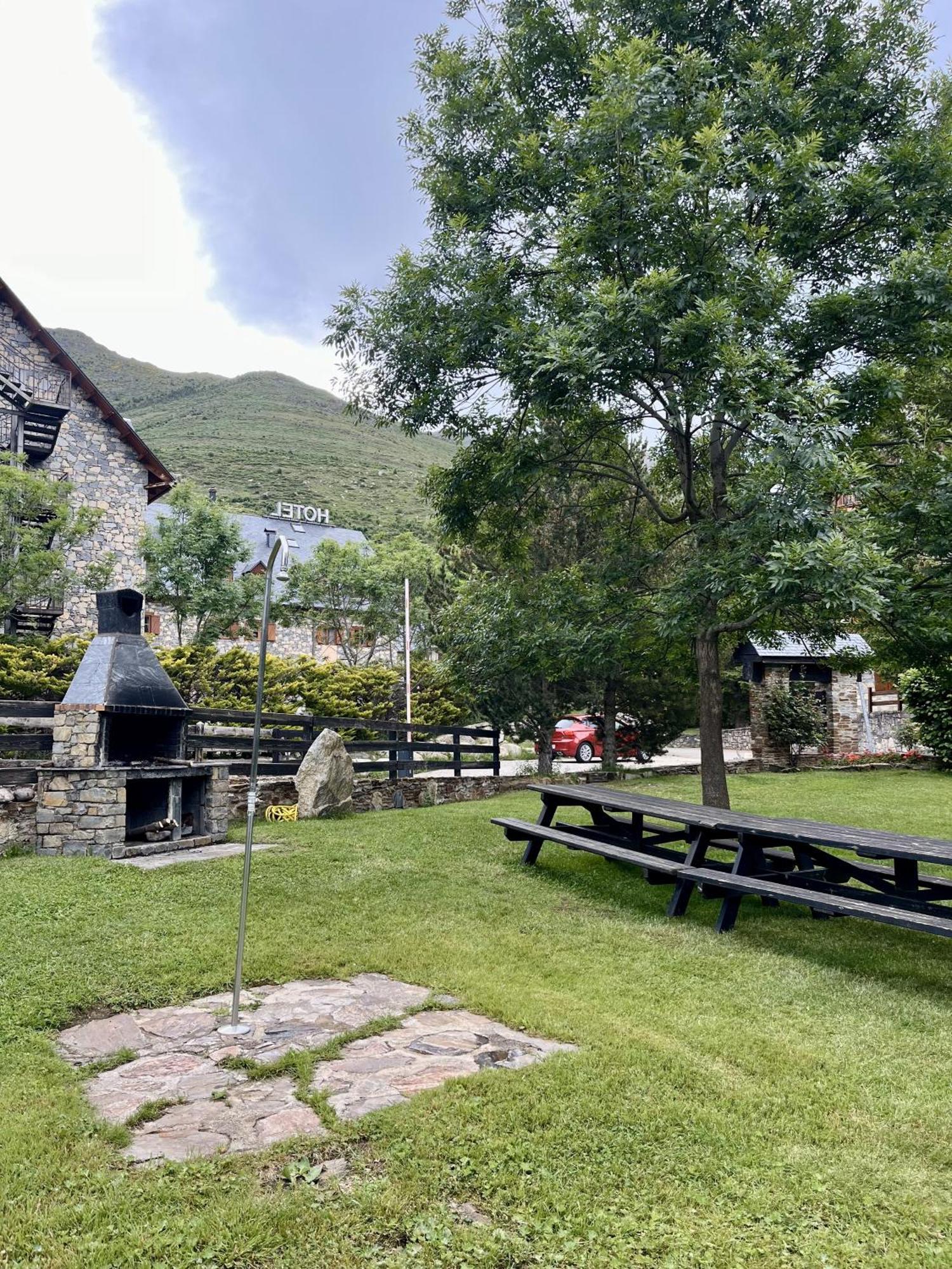Estudio Las Perseidas - Vall De Boi Пла-де-Л'Ерміта Екстер'єр фото